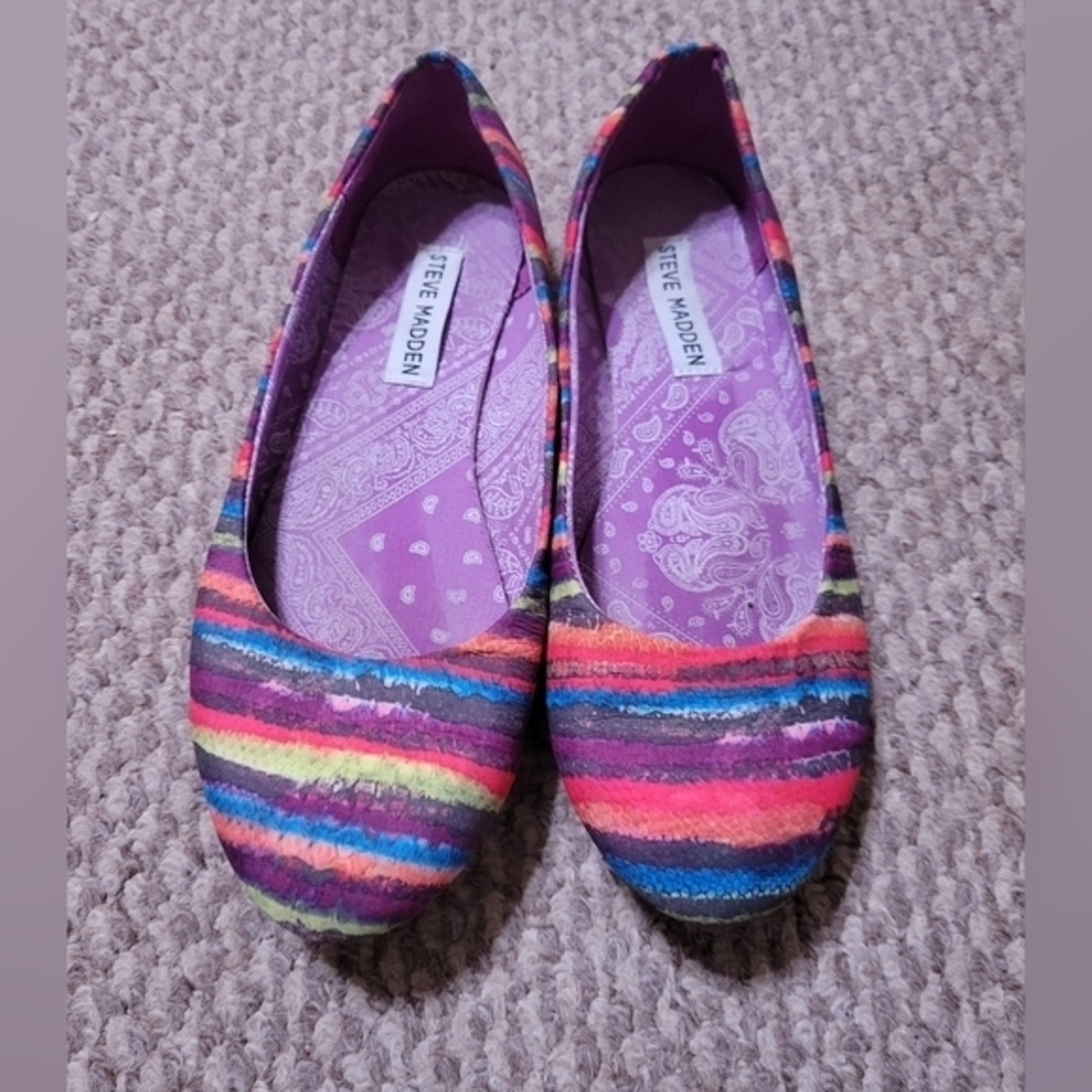 Steve Madden multi color girls size 4 flats